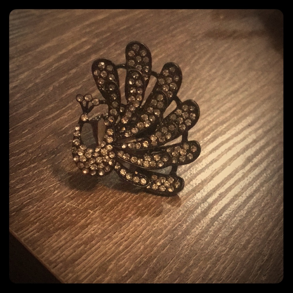 Peacock ring